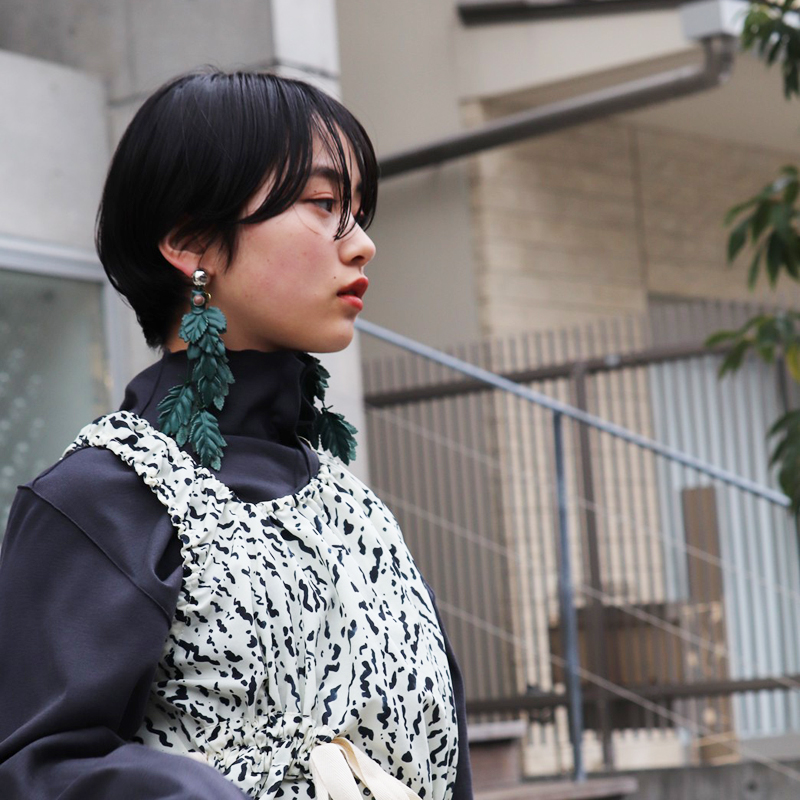 FUMIE TANAKA / FT leather tree earring