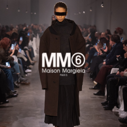 エムエムシックス